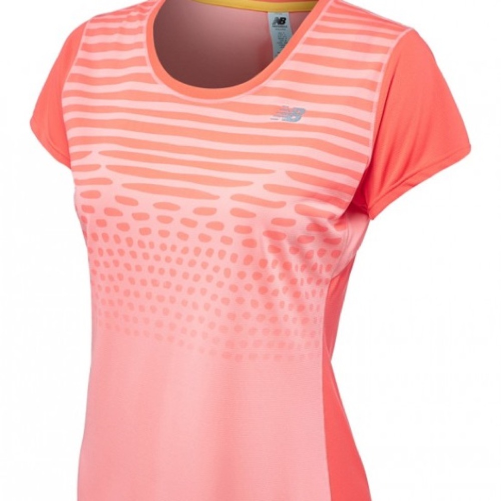 New Balance Short Sleeve Tee Size: S